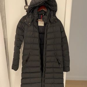 Moncler Women’s long puffer coat